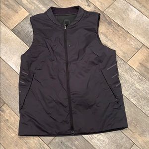 Men’s Lululemon Black Switch Gears Vest -L